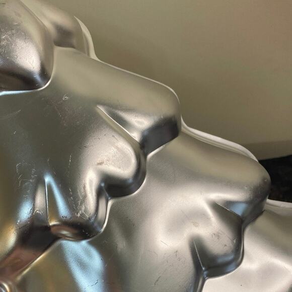 Wilton 1986 Tree Cake Pan Christmas Vintage 2105-9410 Mold Holiday 3d grannycore - Picture 6 of 9